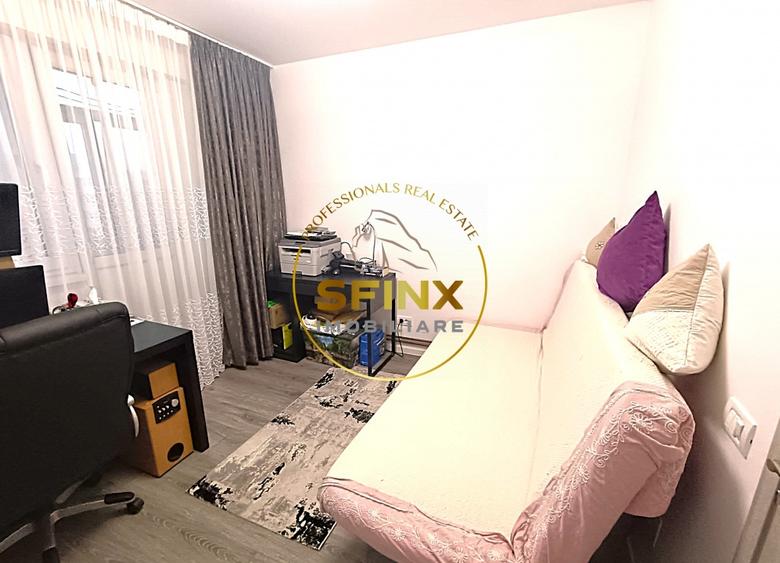 Apartament cu 3 camere semidecomandat, mobilat în Colentina