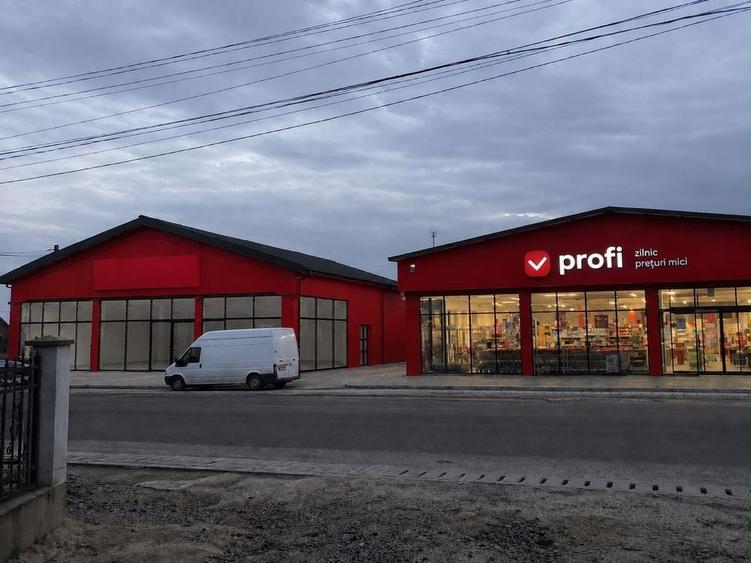 Spațiu comercial, de 574 mp, în Corod