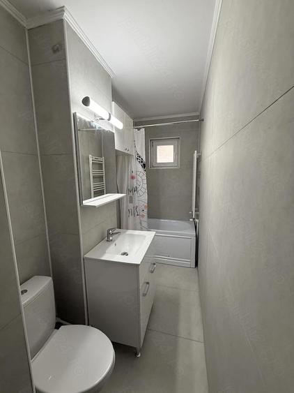 Apartament cu 2 camere semidecomandat în Casa de Cultură