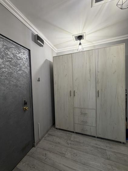 Garsonieră decomandată, mobilată în 13 Septembrie