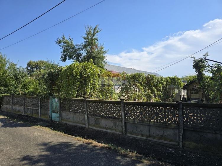 Casă individuală cu 3 camere cu Teren 900 Mp în Brâncoveanu
