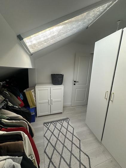 Apartament cu 4 camere decomandat în George Enescu