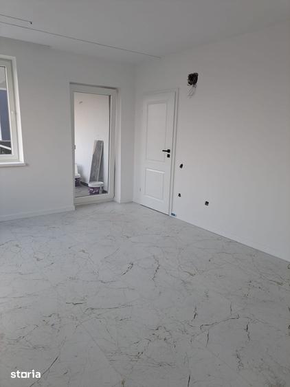 Casă cu 4 camere cu Teren 224 Mp în Oncea