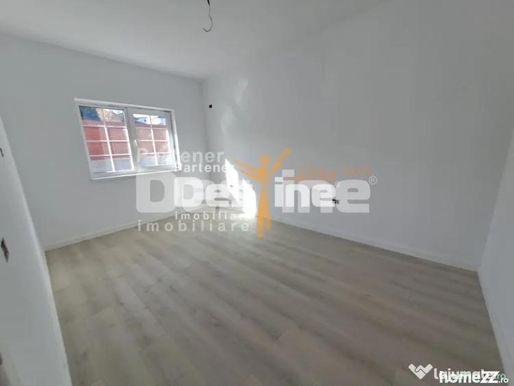 Casă cu 4 camere cu Teren 450 Mp în Valea Adâncă