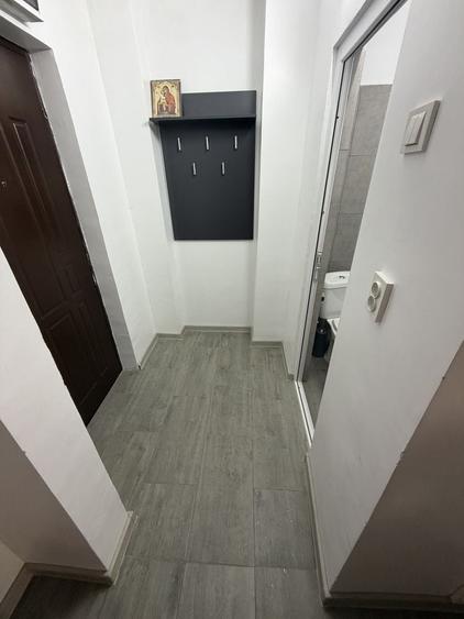 Garsonieră decomandată în Exterior Vest