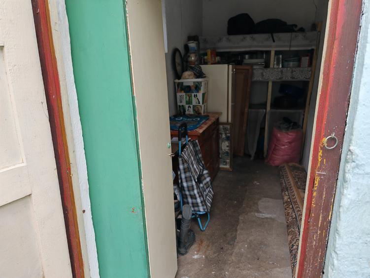 Casă individuală cu 5 camere cu Canalizare în Griviței