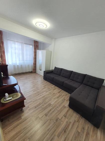 Apartament cu 2 camere decomandat în Militari