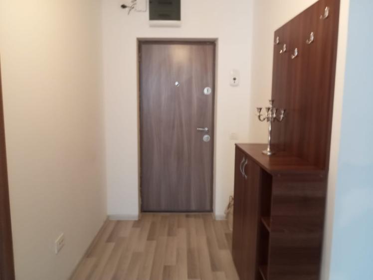 Apartament cu 3 camere decomandat, mobilat în Fundeni