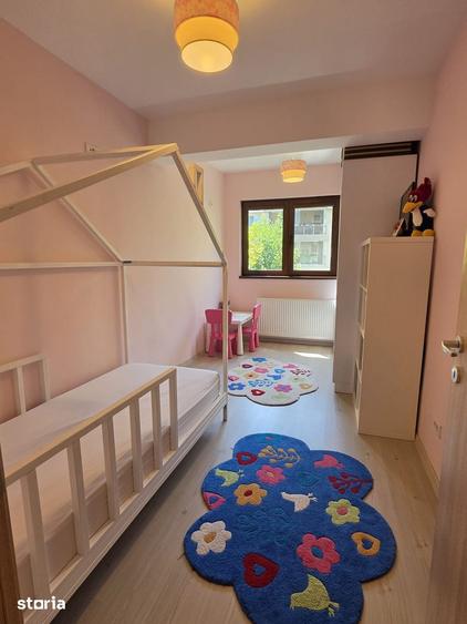 Apartament cu 4 camere în Central