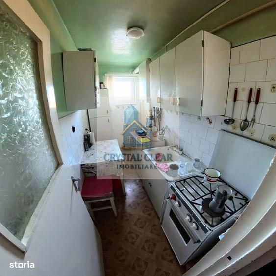 Apartament cu 3 camere decomandat în 1848