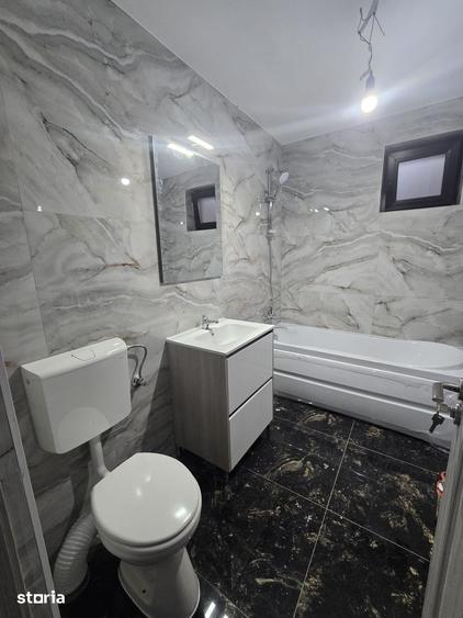 Casă cu 3 camere cu Teren 415 Mp în Letea Veche