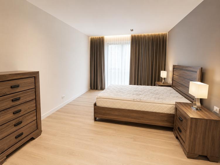 Apartament cu 3 camere decomandat în Iancu Nicolae