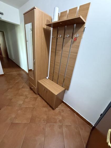 Apartament cu 2 camere decomandat în Berceni