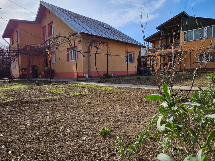 Casă individuală cu 6 camere cu Canalizare în Brâncoveanu