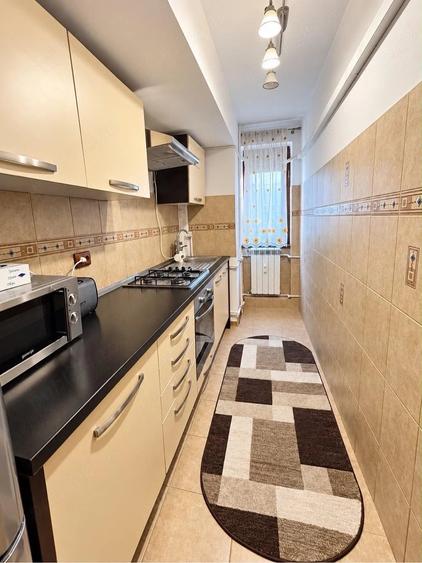 Apartament cu 2 camere decomandat în Central