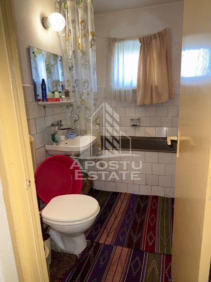 Apartament cu 3 camere decomandat, mobilat în Găești