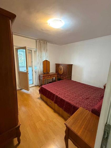 Apartament cu 3 camere decomandat în Brătianu