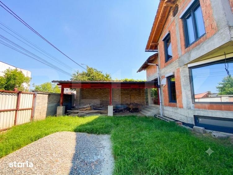 Casă cu 5 camere cu Teren 400 Mp în Decebal