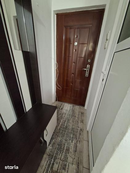 Garsoniera cu baie Podu Ro?-Cantemir, Etaj 1 - 2