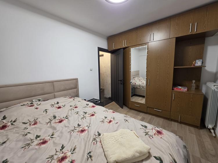 Apartament cu 2 camere decomandat în George Enescu