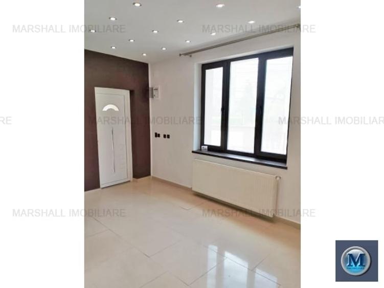 Casă cu 8 camere cu Canalizare în Ultracentral