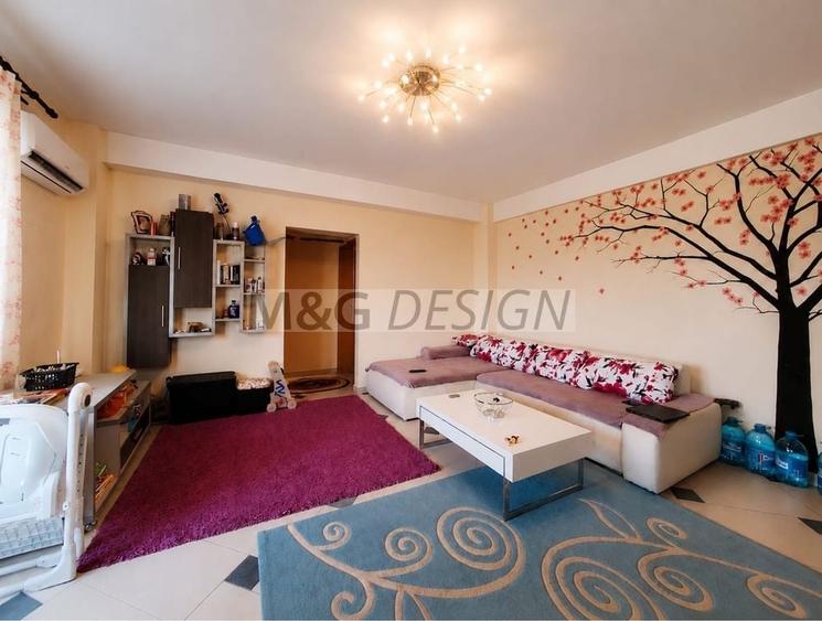 Apartament cu 3 camere semidecomandat în Giroc