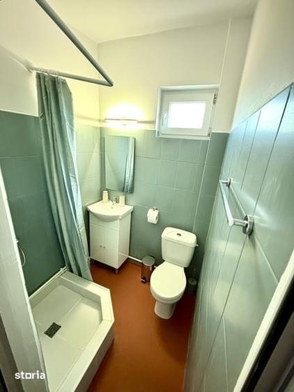 Casă cu 4 camere cu Teren 20 Mp în Central