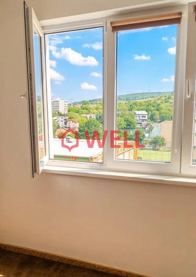 Apartament cu 2 camere decomandat în Dâmbu Pietros