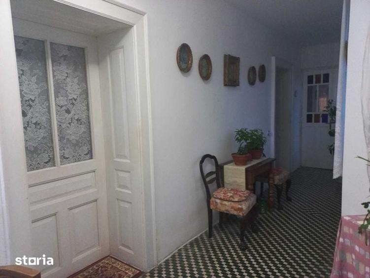 Casă cu 4 camere cu Teren 190 Mp în Sânmartin