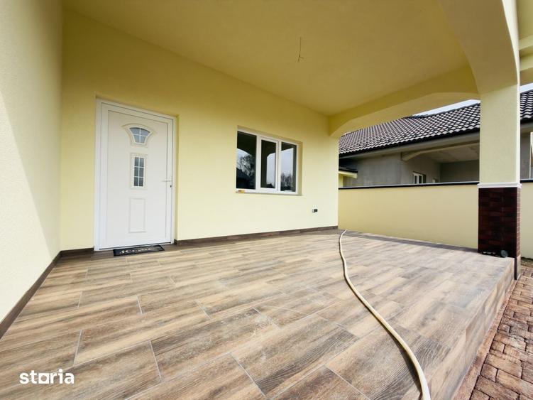 Duplex despartit prin camera tehnica, 3 camere - Beregsau Mare - 7