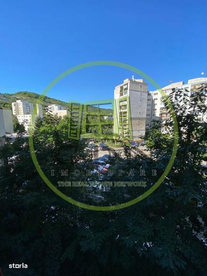 Apartament cu 3 camere decomandat, mobilat în Grigorescu