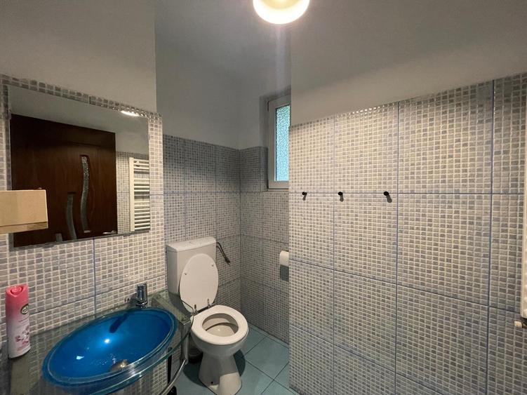 Apartament cu 4 camere decomandat, mobilat în Unirii