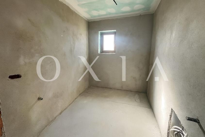 Casă individuală cu 5 camere cu Canalizare în Giarmata