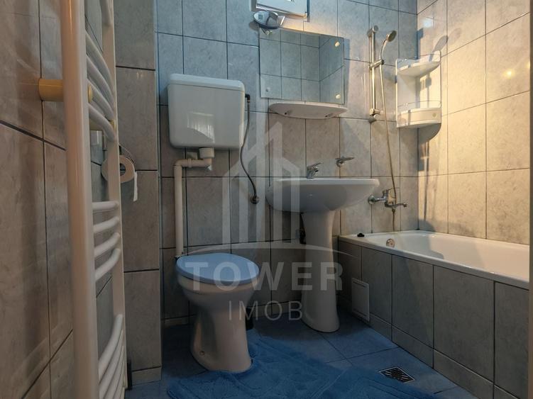 Casă individuală cu 3 camere cu Canalizare în Lupeni