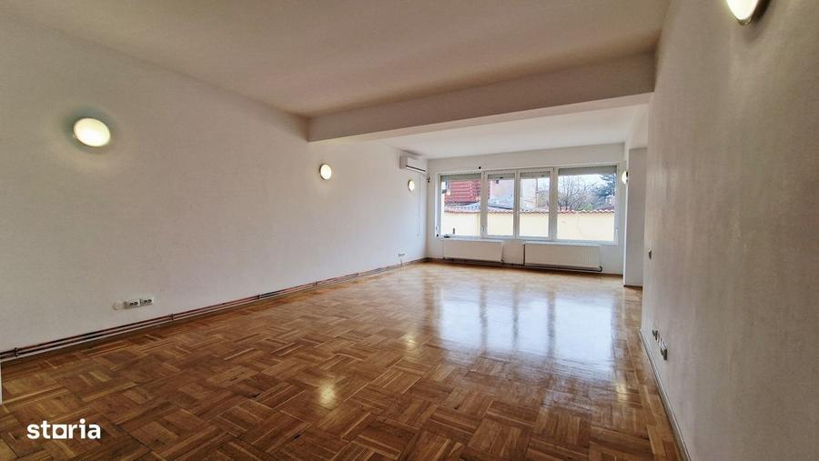 Casă cu 4 camere cu Teren 544 Mp în Dămăroaia