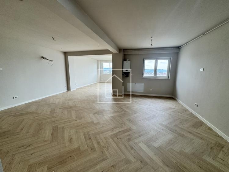 Penthouse cu 3 camere decomandat în Șelimbăr