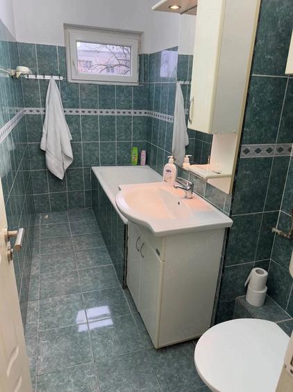 Apartament cu 3 camere semidecomandat în Șagului