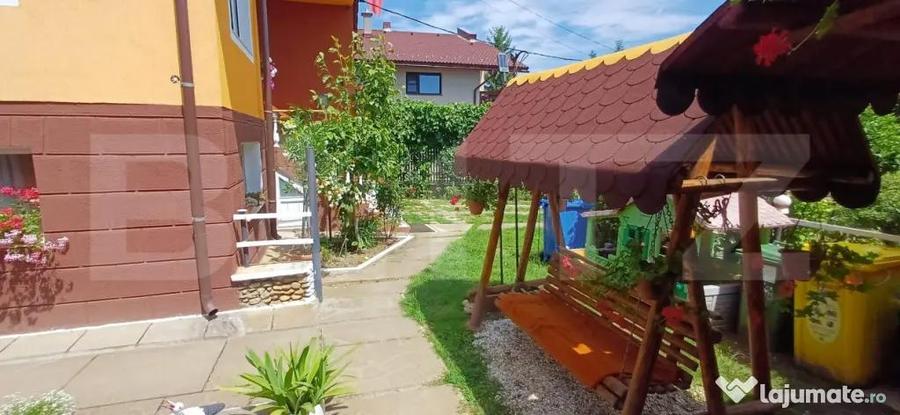 Casă cu 3 camere cu Teren 1800 Mp în Centura