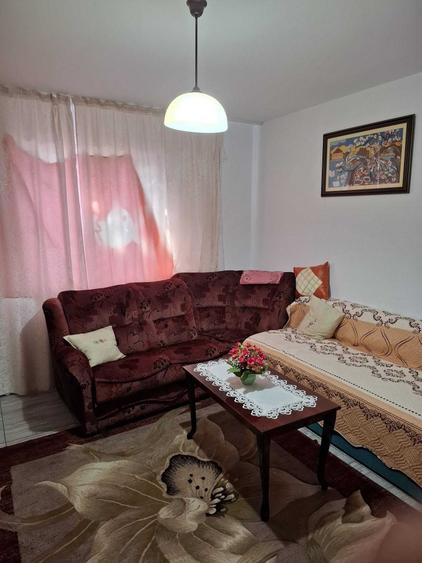 Casă cu 2 camere în Central