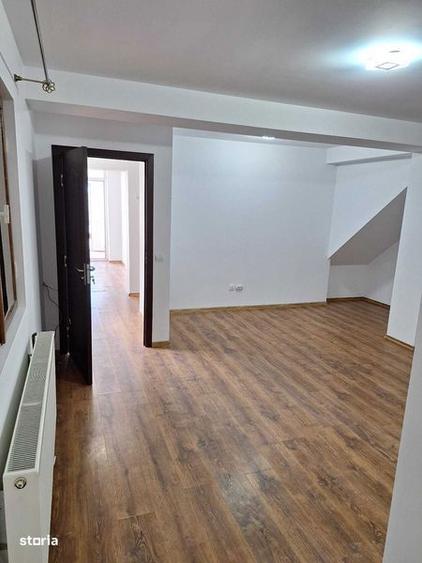 Casă cu 4 camere cu Teren 101 Mp în Central