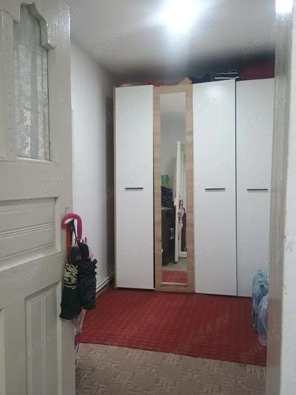 Casă cu 3 camere cu Teren 2476 Mp în Poșta Câlnău