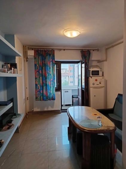 Apartament cu 2 camere decomandat, mobilat în Dorobanților