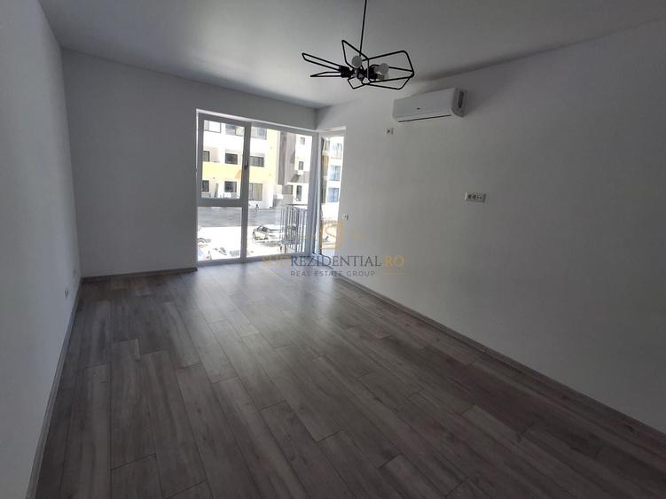 Garsonieră decomandată în Central