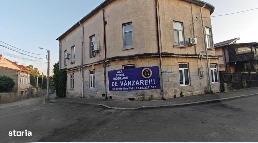 Casă cu 3 camere în Central