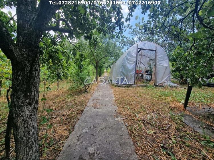 Casă cu 2 camere în Sănătești