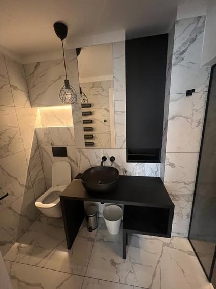 Apartament cu 2 camere semidecomandat, mobilat în Știrbei Vodă