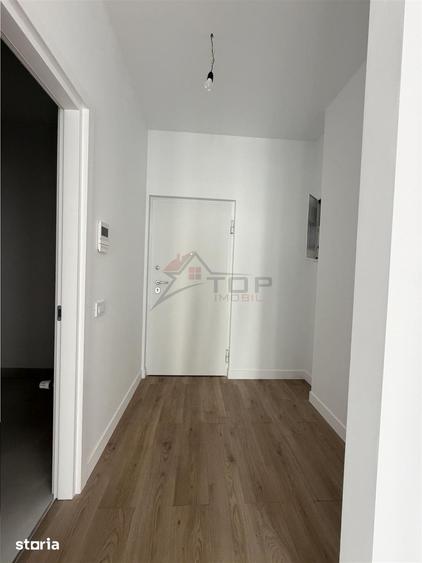 Apartament cu 2 camere în Baza 3