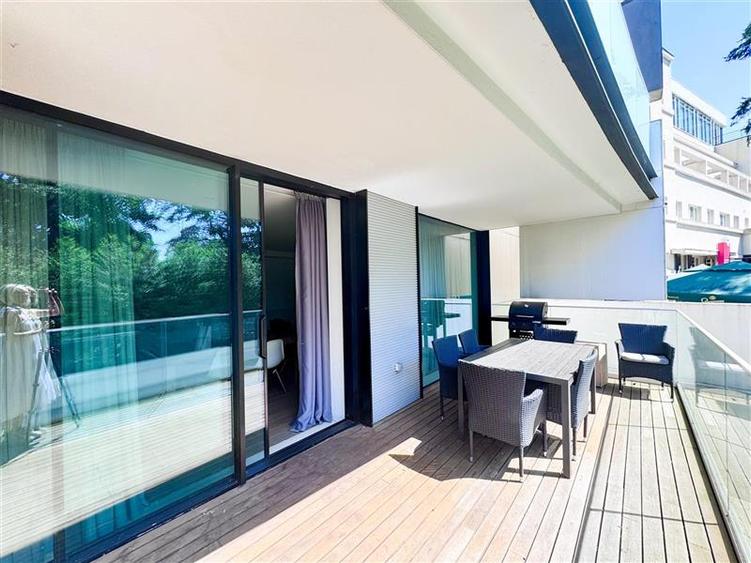 Apartament cu 4 camere decomandat, mobilat în Primăverii