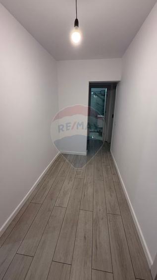 Apartament cu 3 camere decomandat în Sud