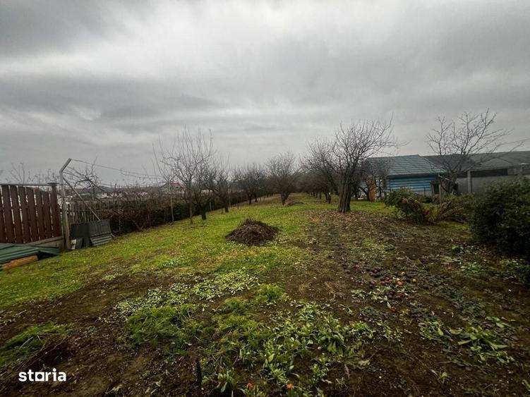 Casă cu 4 camere în Lăpuș